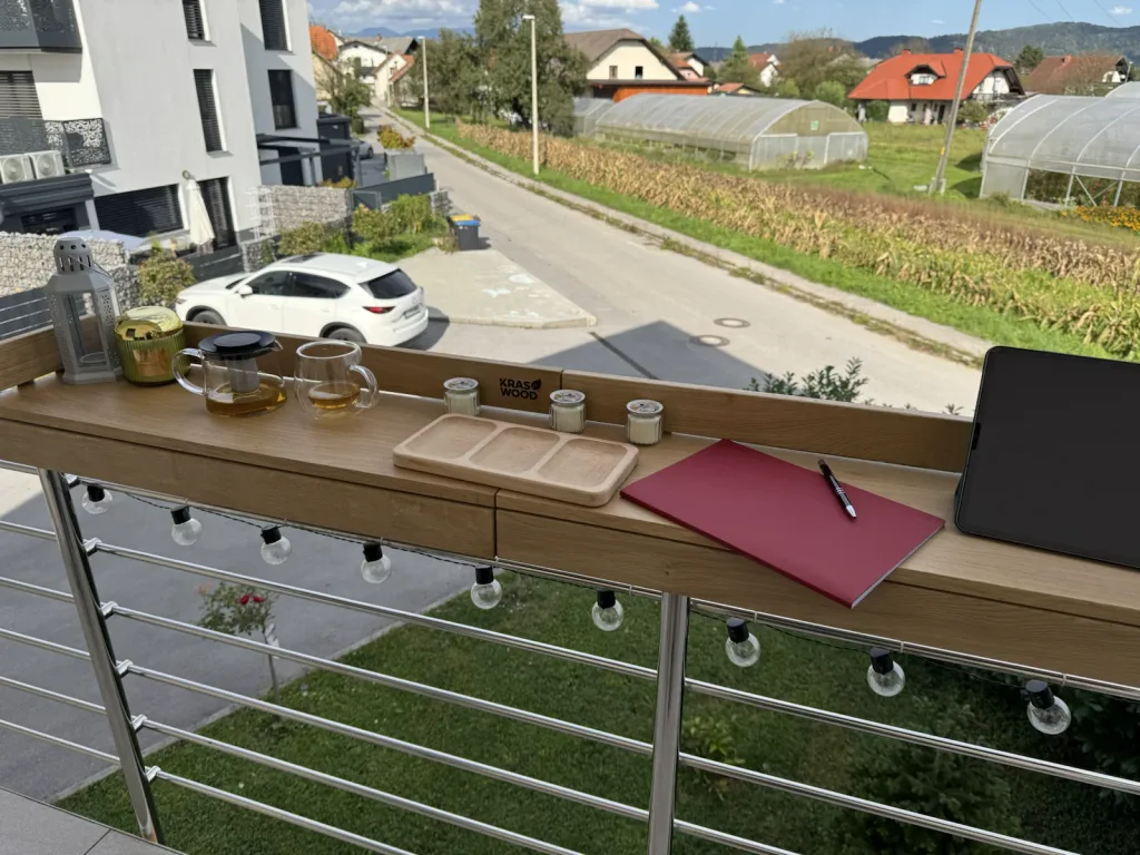 Kraswood Balkongeländer tisch Kaffee Laptop